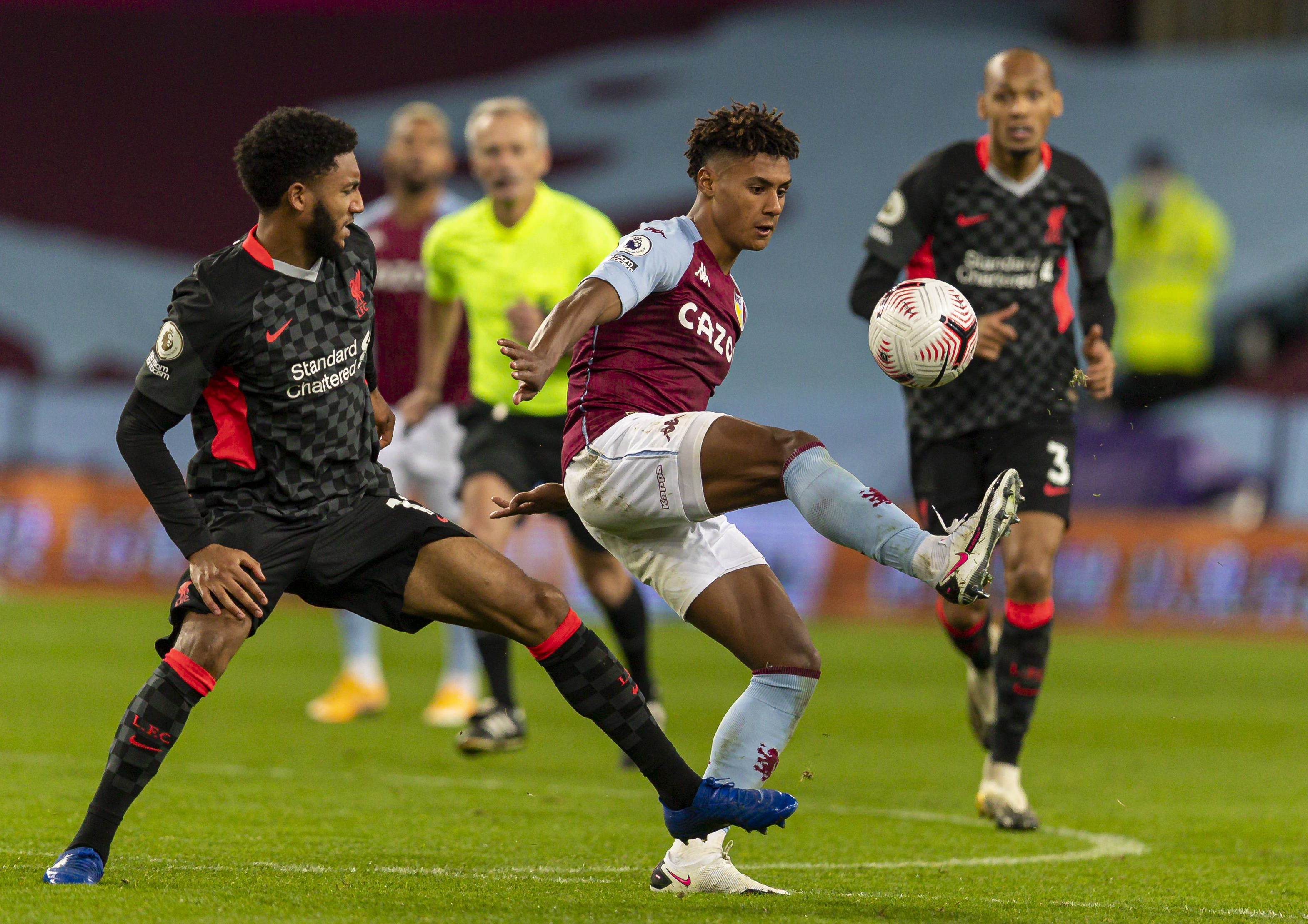 英超却陷入 英超却陷入