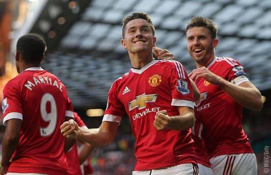 一颗冉冉升 一颗冉冉升